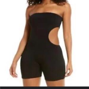 Naked Wardrobe Black Strapless Waist Cut Out Romper Women XL